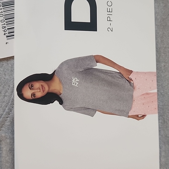 DKNY Ladies' 2-piece Pajama Set - Picture 2 of 4